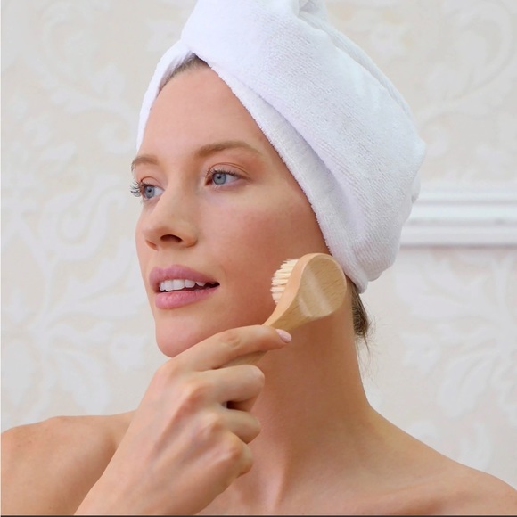 Daily Facial Dry Brush - Picture 4 of 14